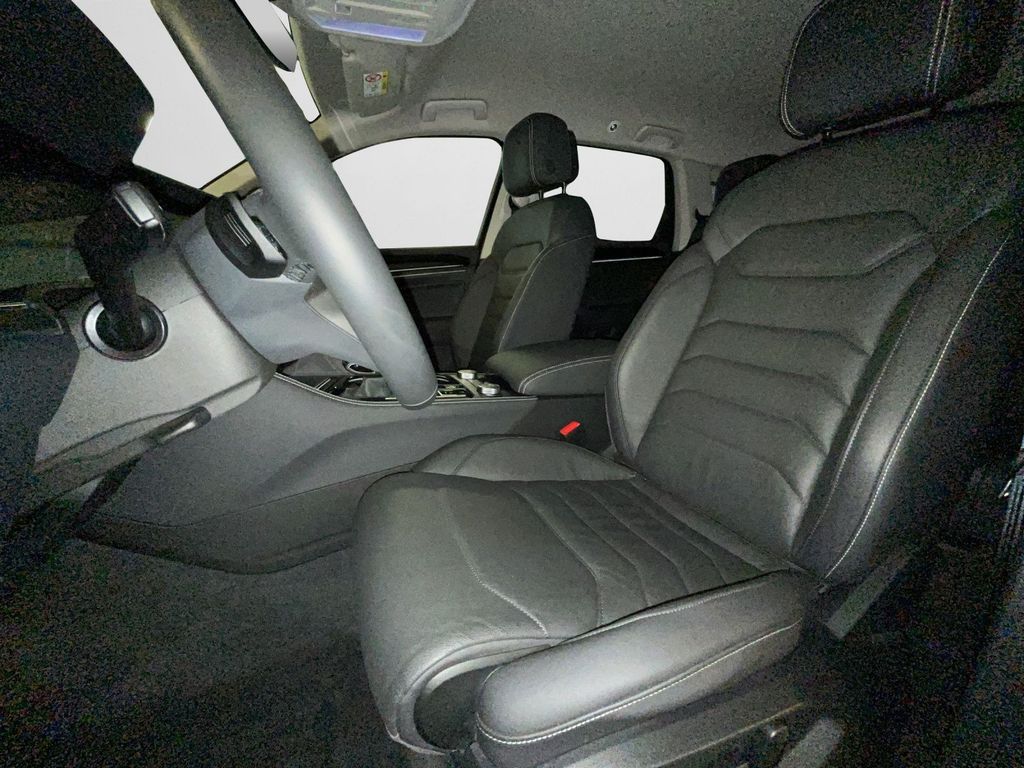 Volkswagen Touareg 2025