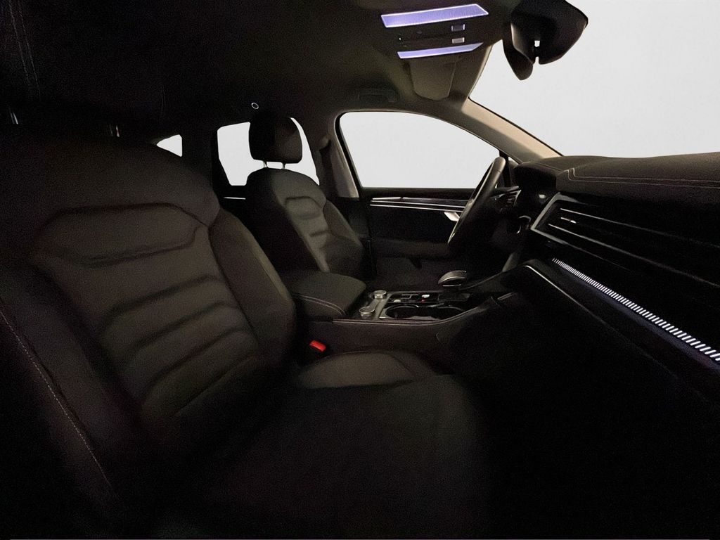 Volkswagen Touareg 2025