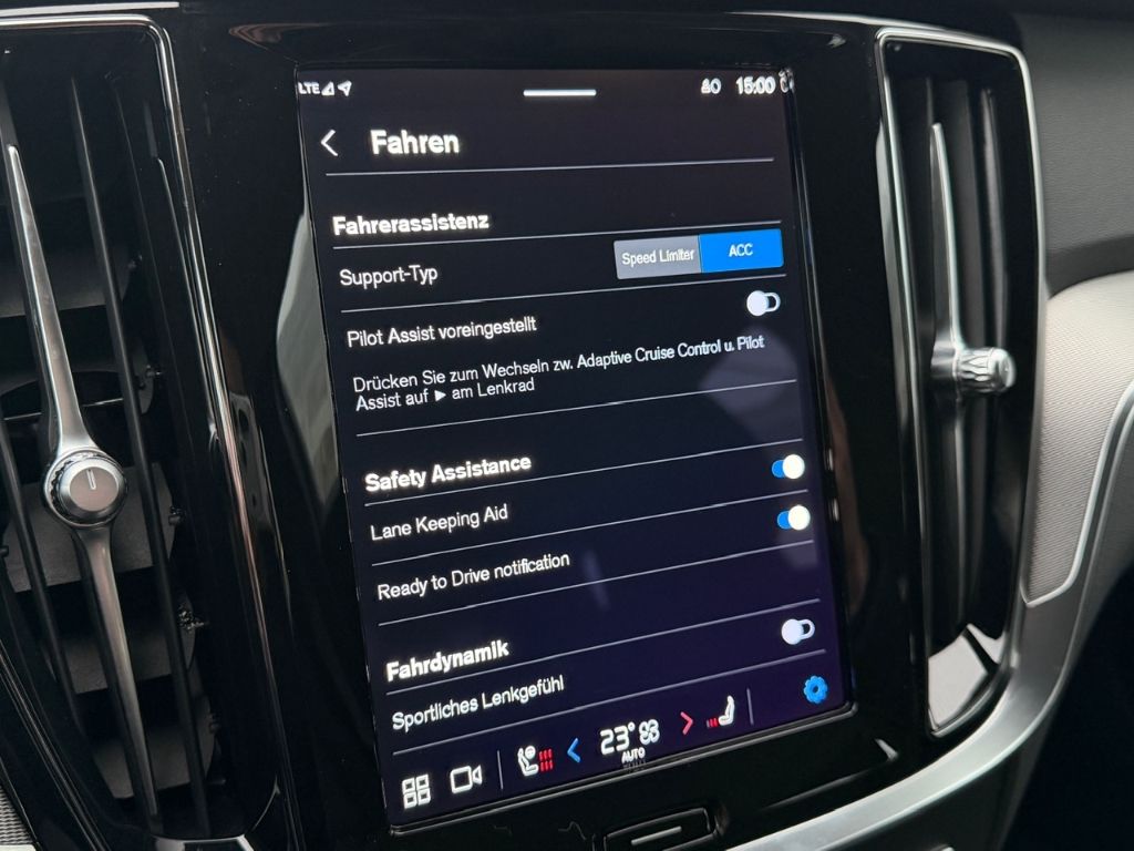 Volvo V60 2022