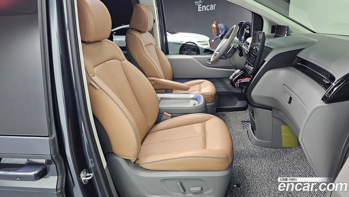 Hyundai Staria 2023