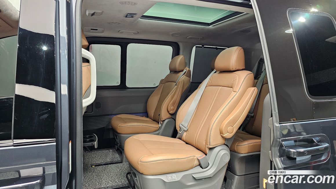 Hyundai Staria 2023
