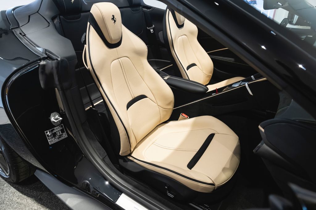 Ferrari Roma 2025