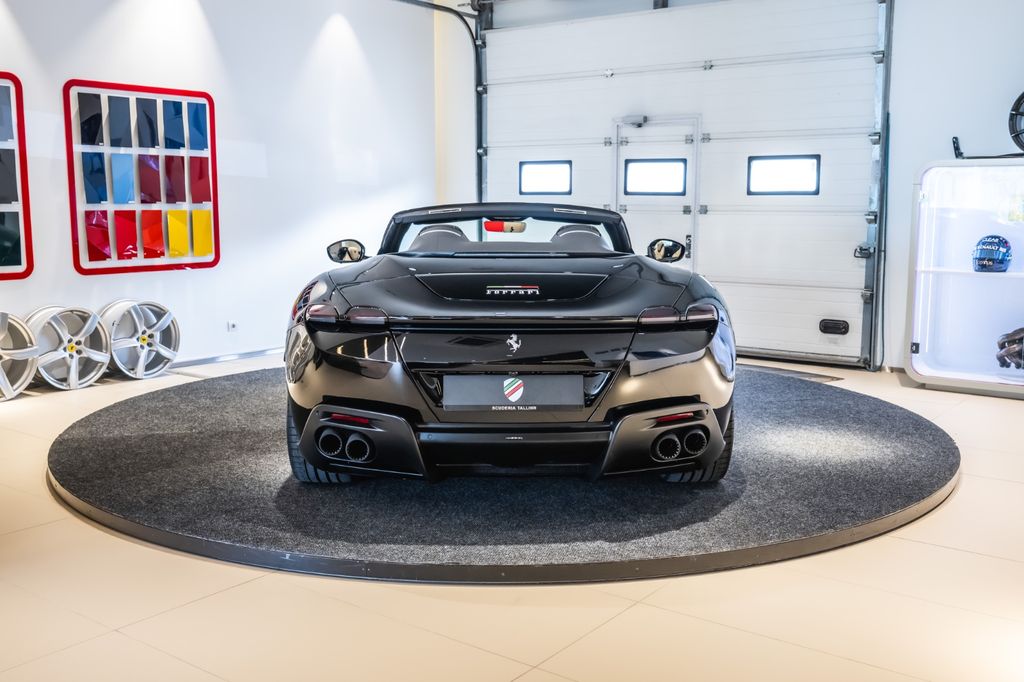 Ferrari Roma 2025
