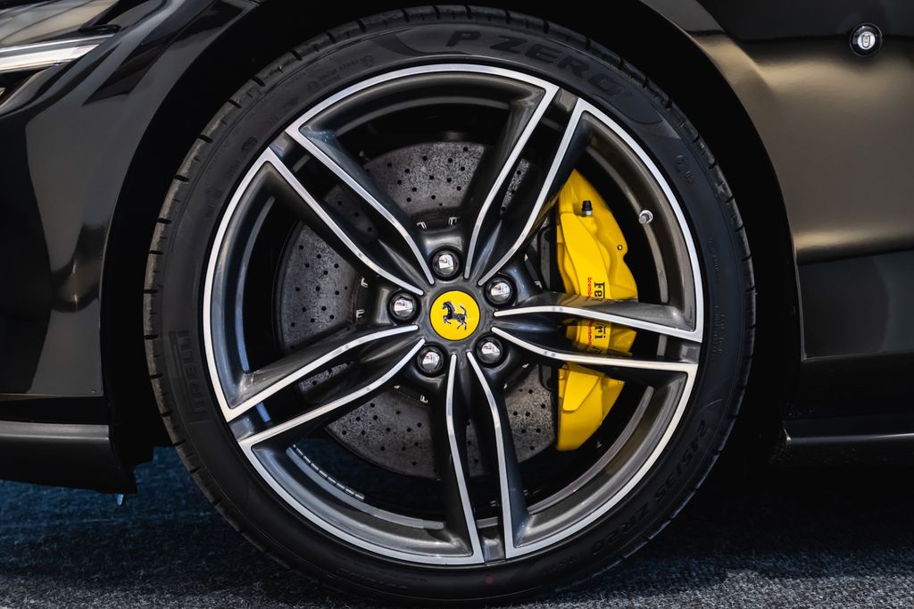 Ferrari Roma 2025