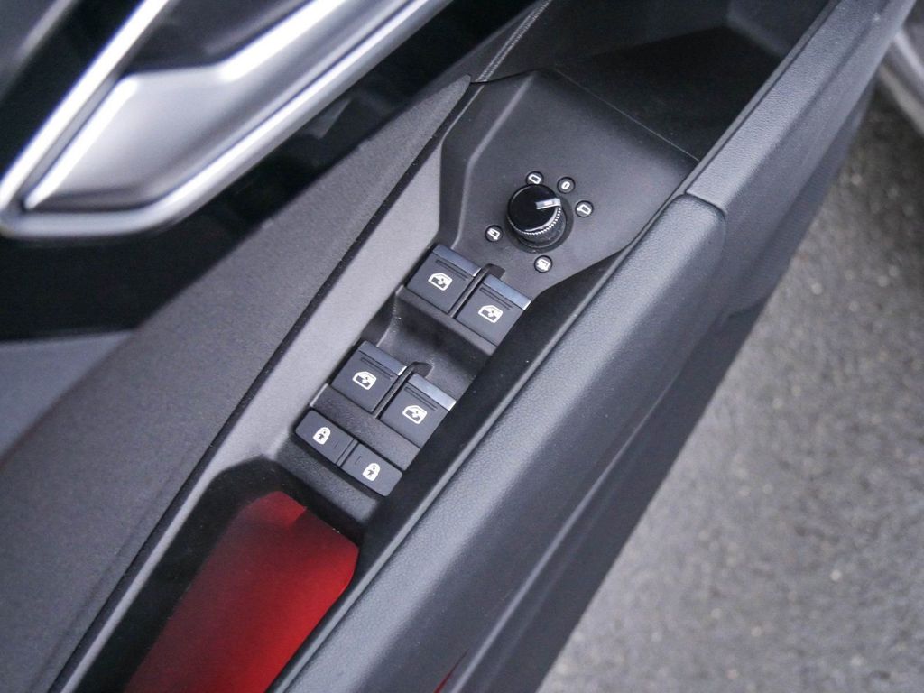 Audi Q4 e-tron 2023