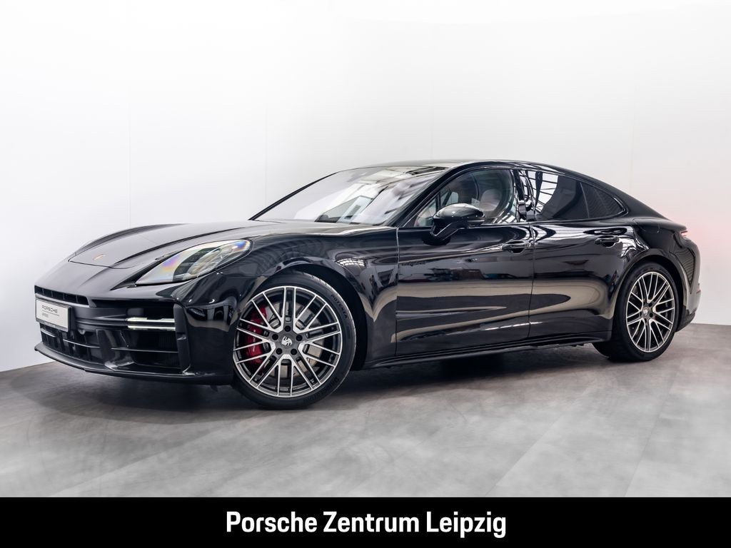 Porsche Panamera 2024