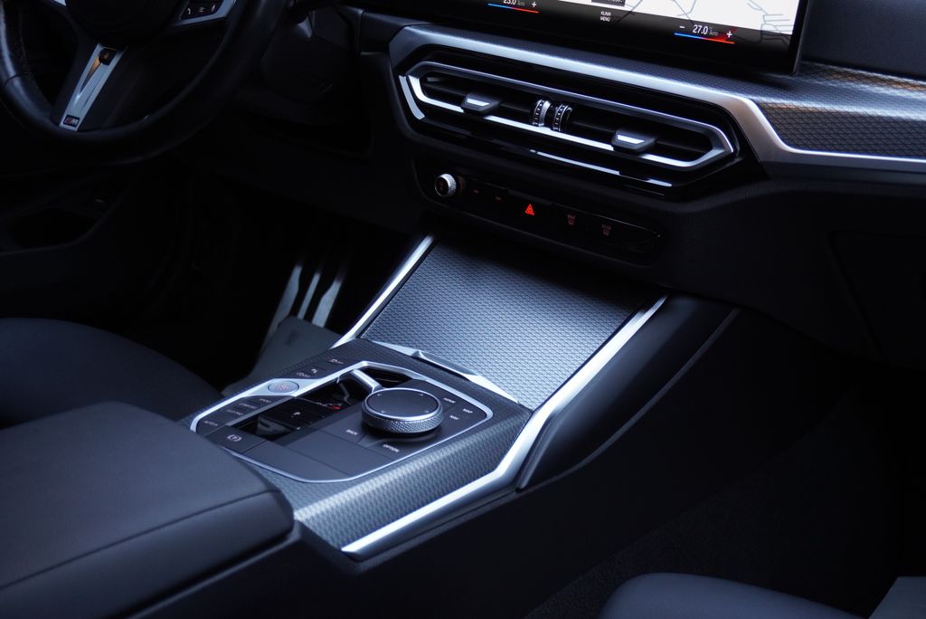 BMW 318 2022