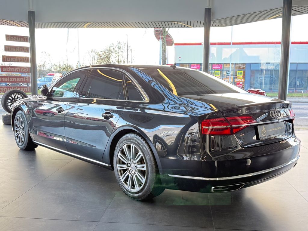 Audi A8 2016