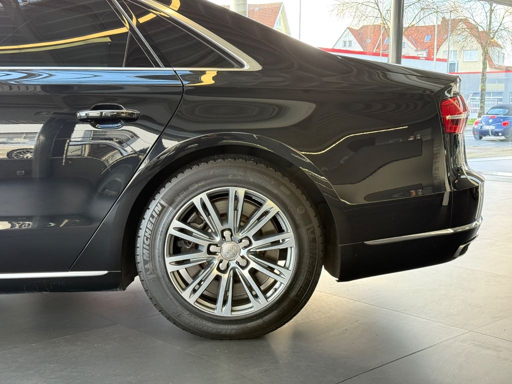 Audi A8 2016