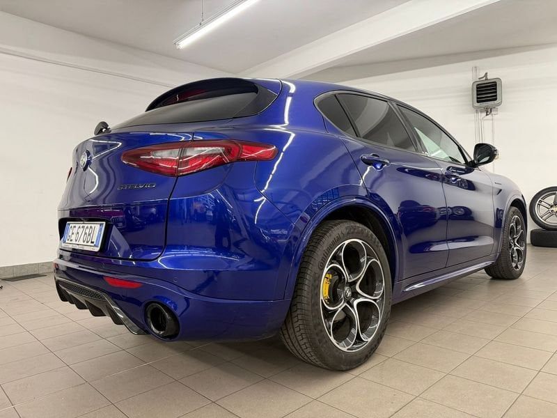 Alfa Romeo Stelvio 2021