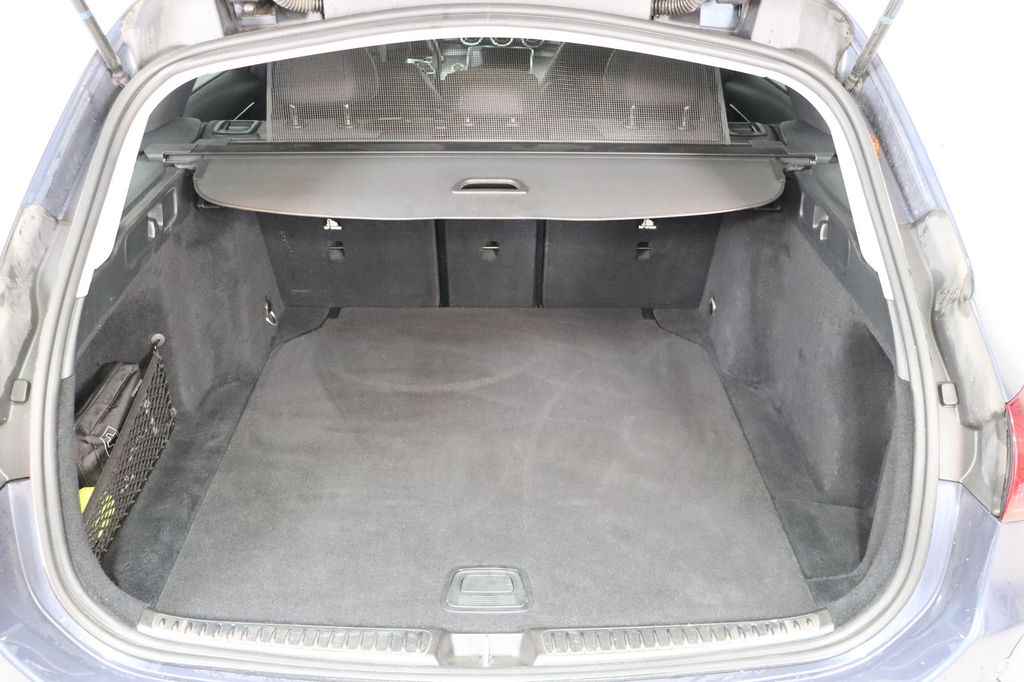 Mercedes-Benz C 220 2023