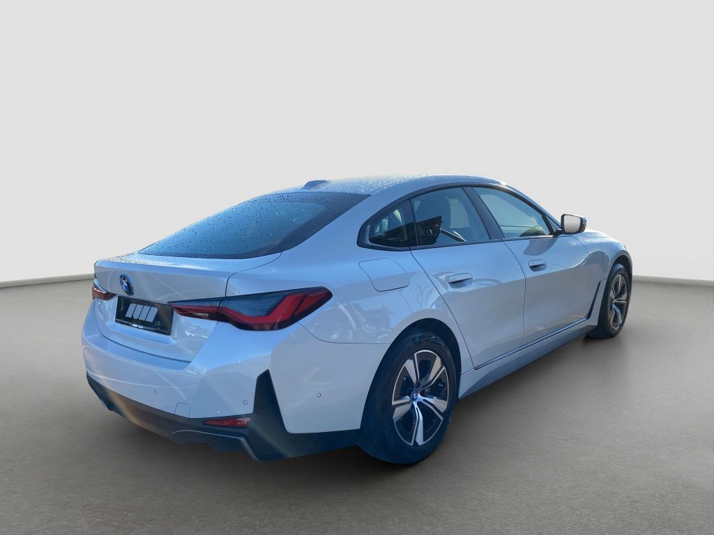 BMW i4 2022