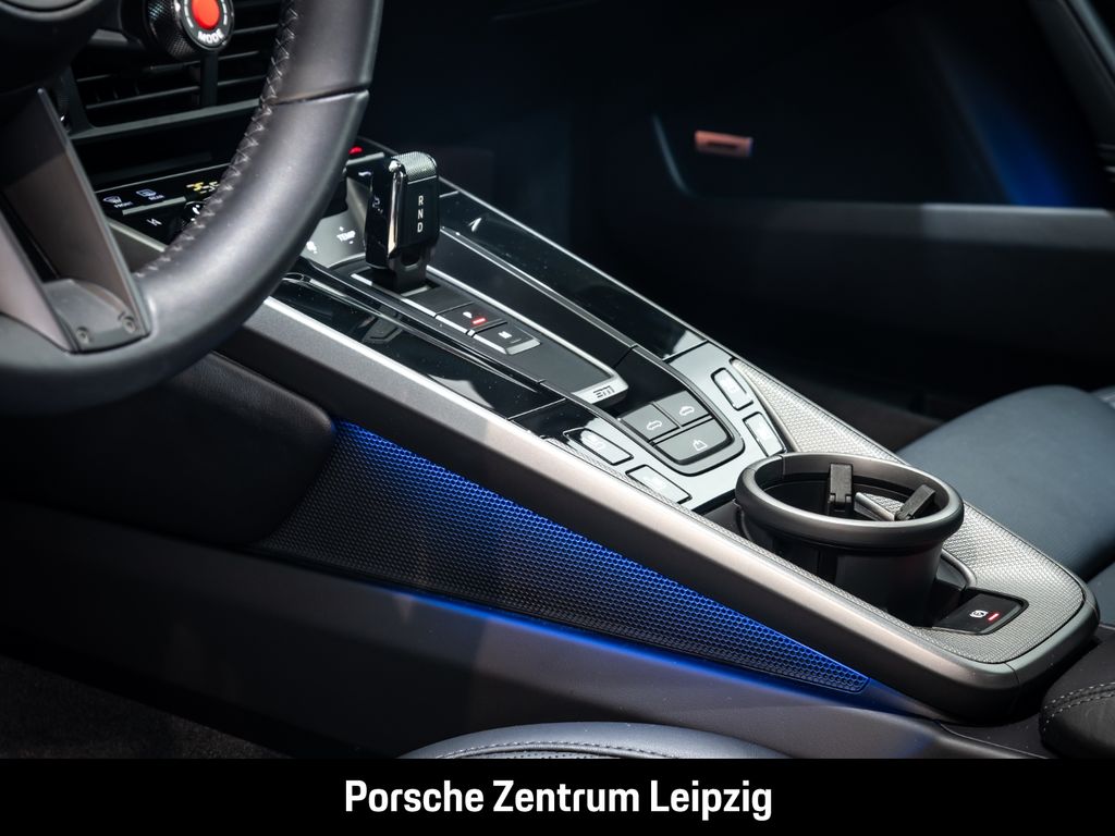 Porsche 992 2025