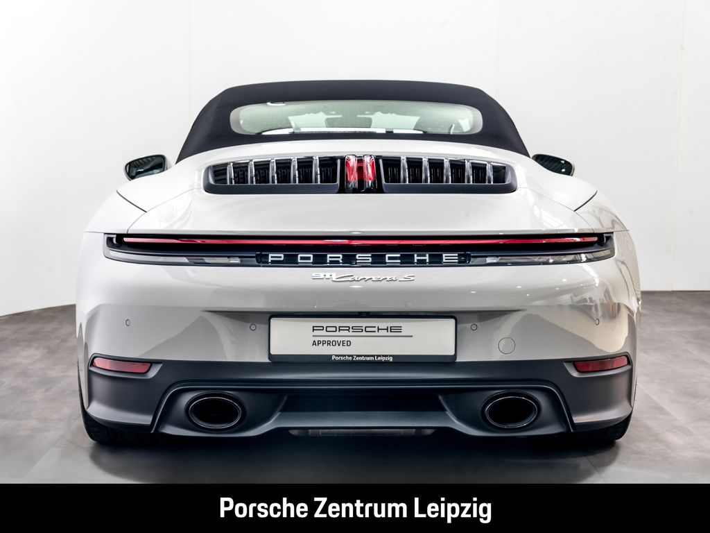 Porsche 992 2025