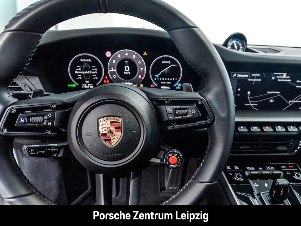 Porsche 992 2025
