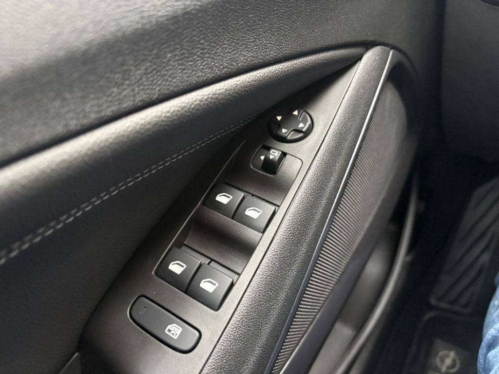 Opel Crossland (X) 2021