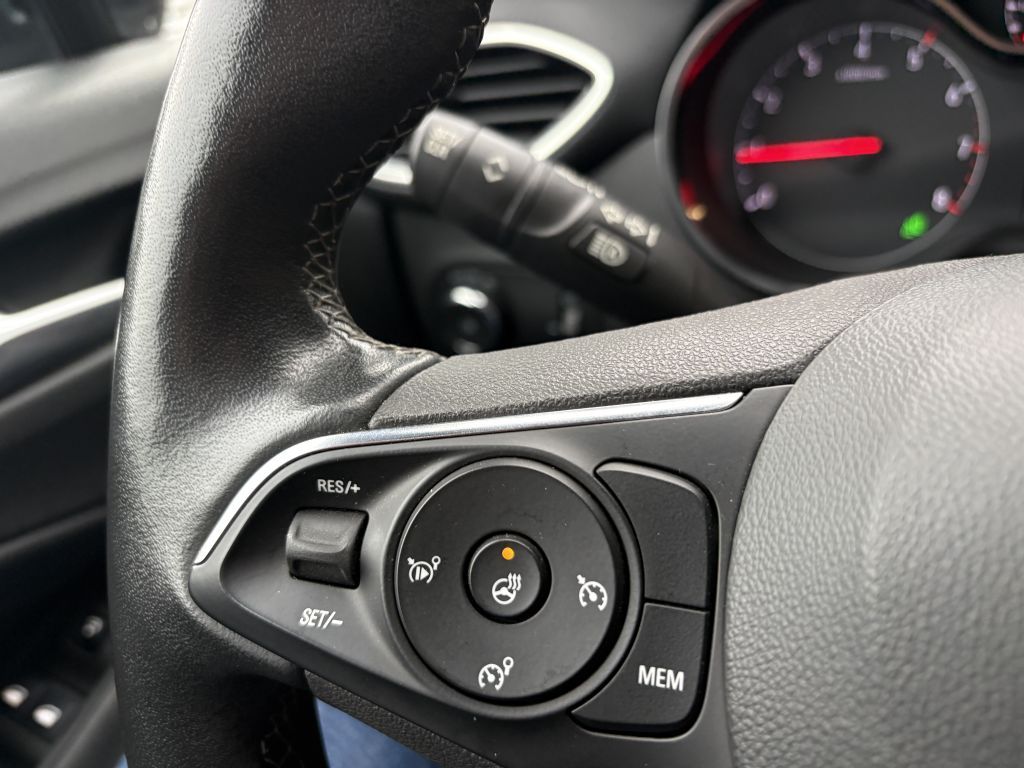 Opel Crossland (X) 2021