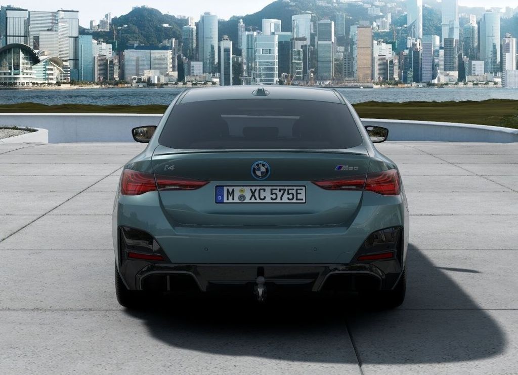 BMW i4 2025