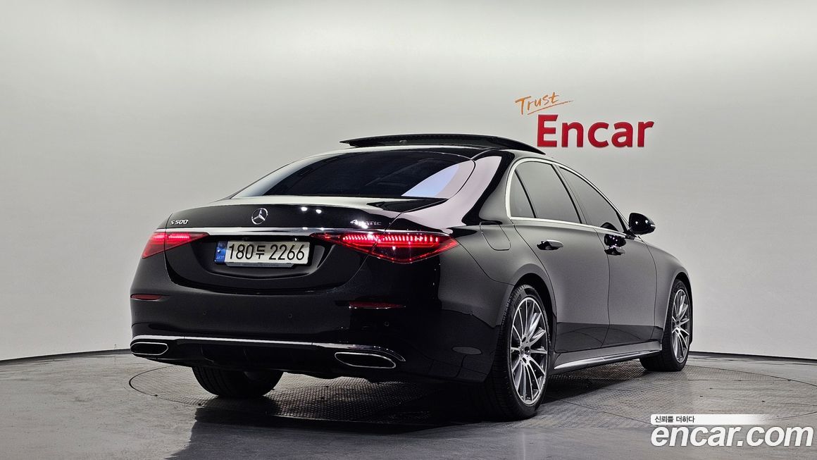 Mercedes-Benz S-Class 2021