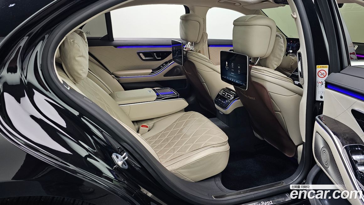 Mercedes-Benz S-Class 2021