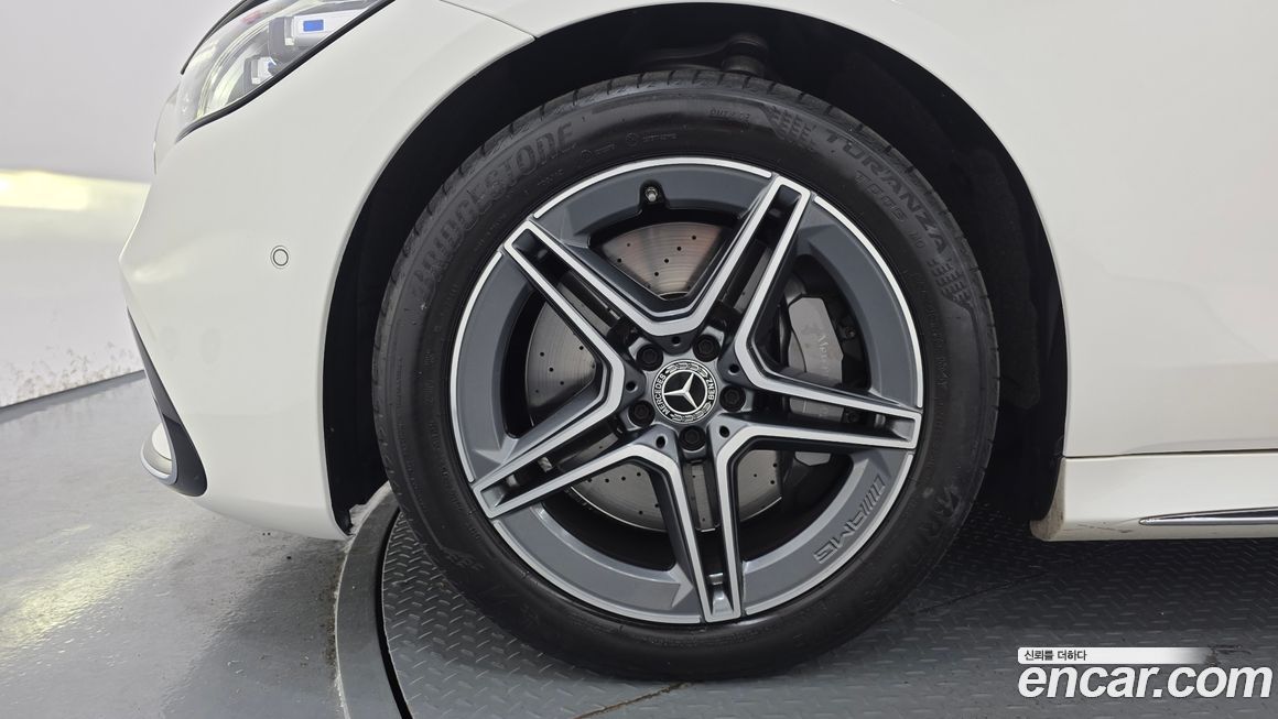 Mercedes-Benz S-Class 2022