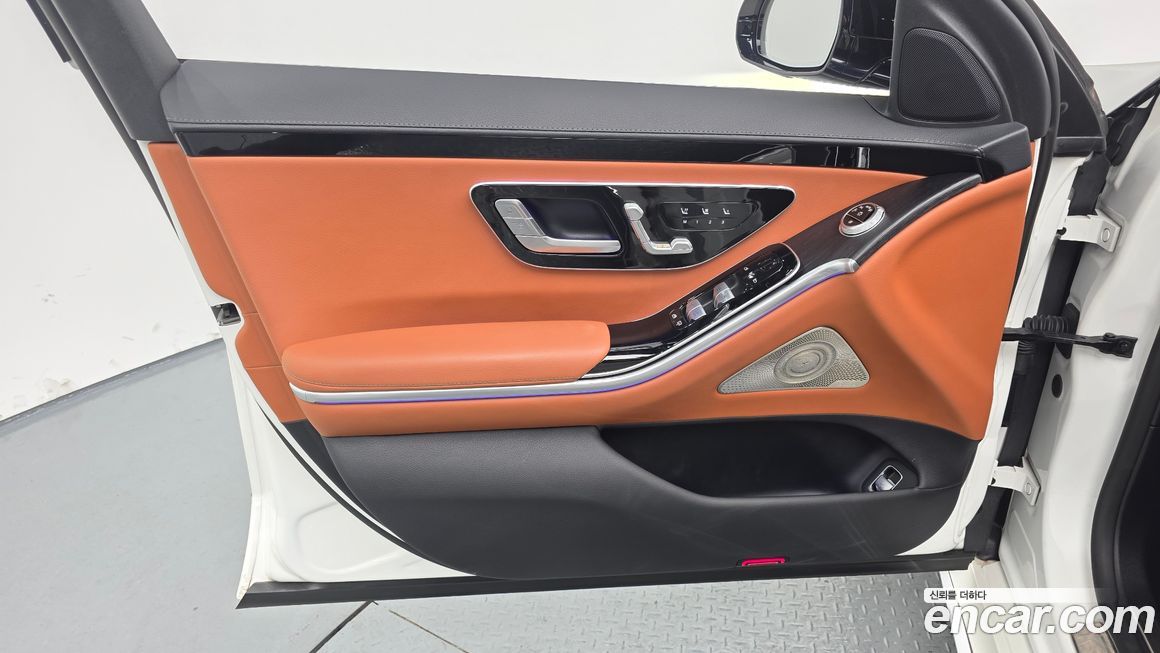 Mercedes-Benz S-Class 2022