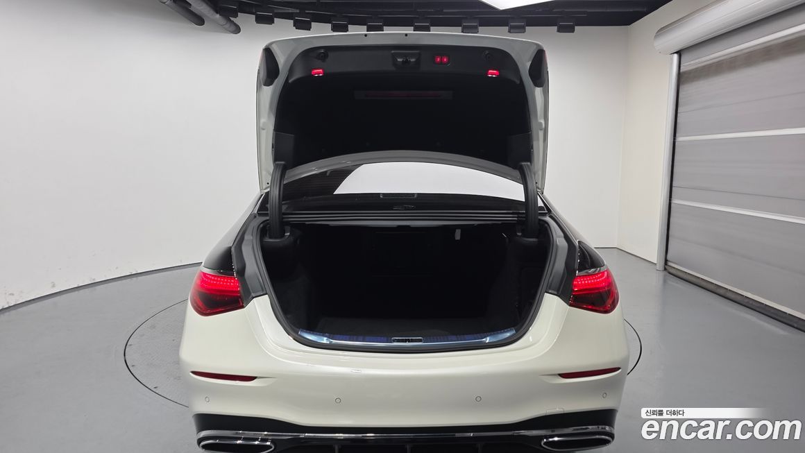 Mercedes-Benz S-Class 2022