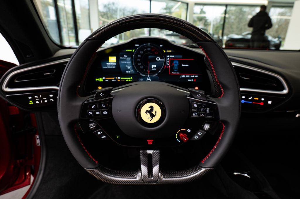 Ferrari 296 GTS 2025