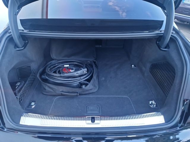 Audi A8 2021