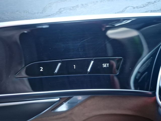 Audi A8 2021