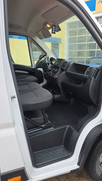 Opel Movano 2023