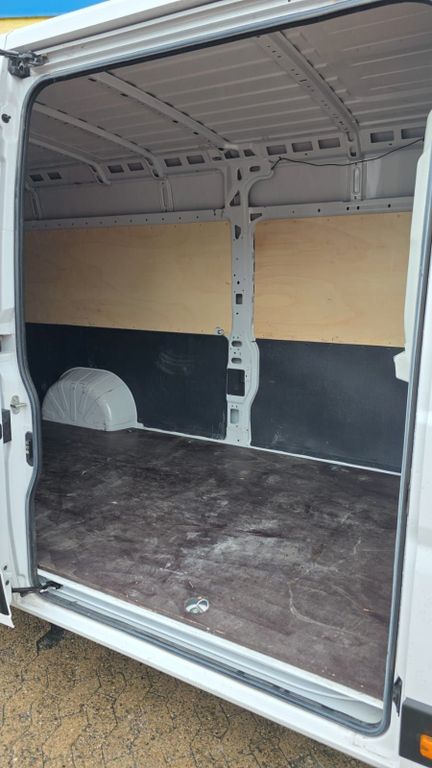 Opel Movano 2023