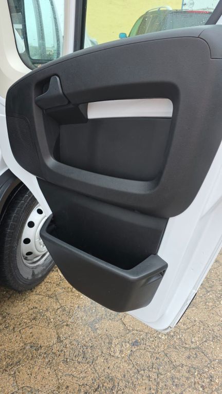 Opel Movano 2023