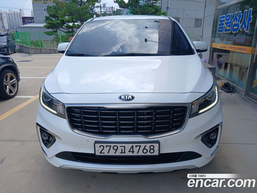 Kia Canival 2019