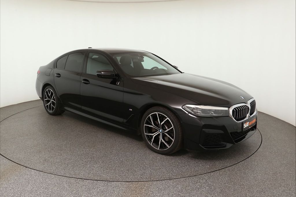 BMW 520 2023