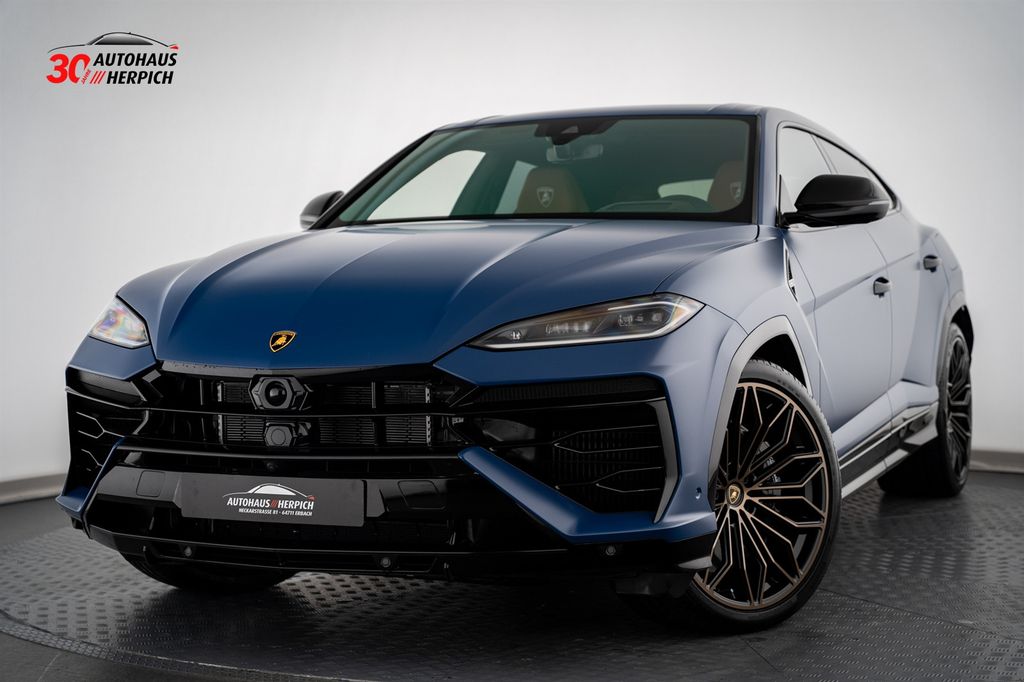 Lamborghini Urus 2025