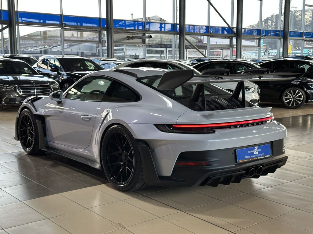 Porsche 992 2023