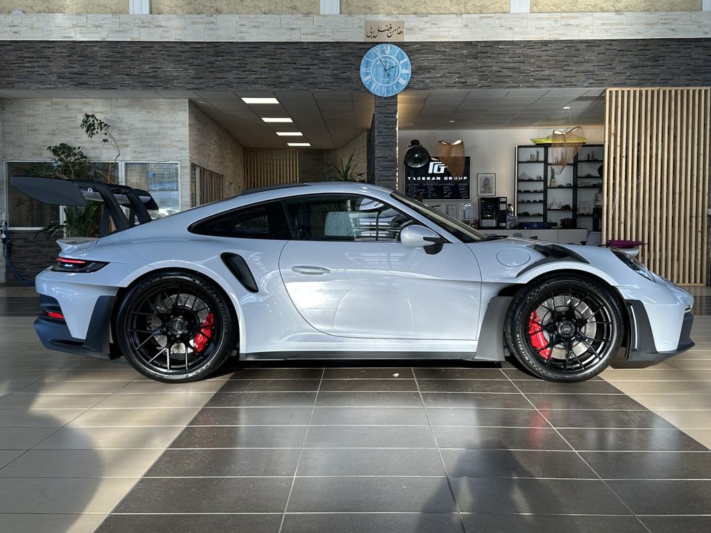 Porsche 992 2023