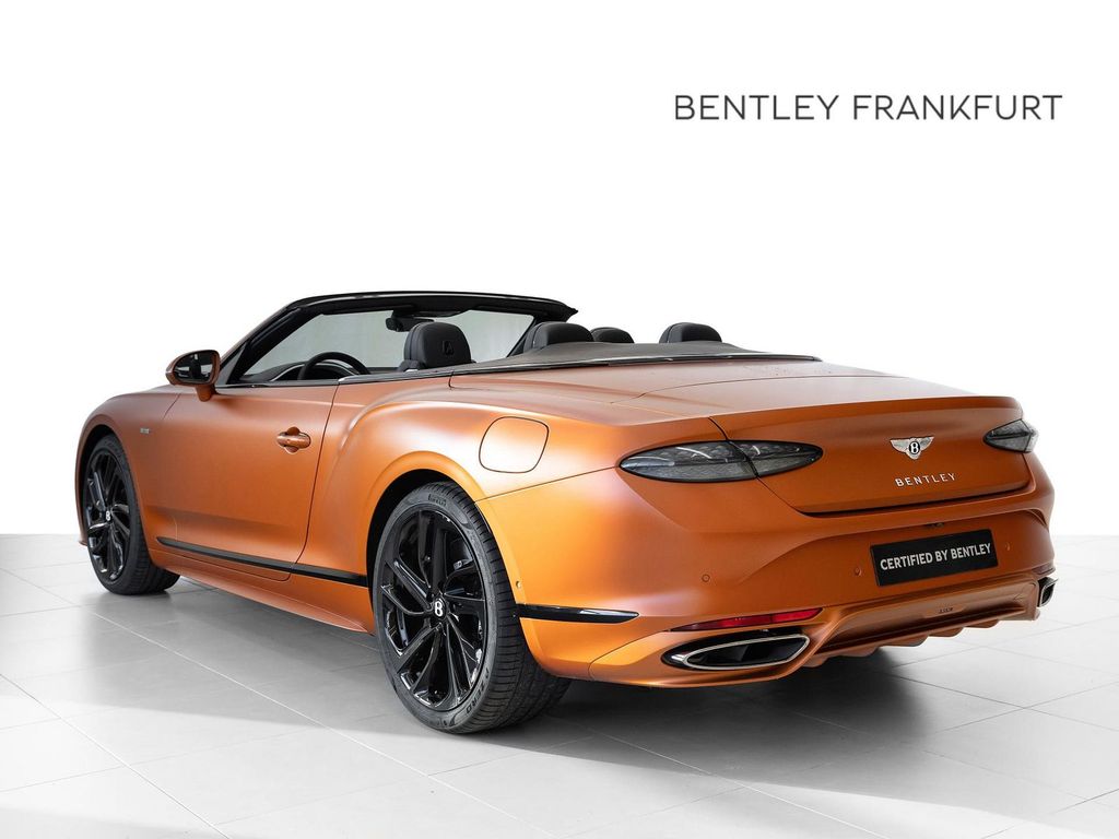 Bentley Continental GTC 2024