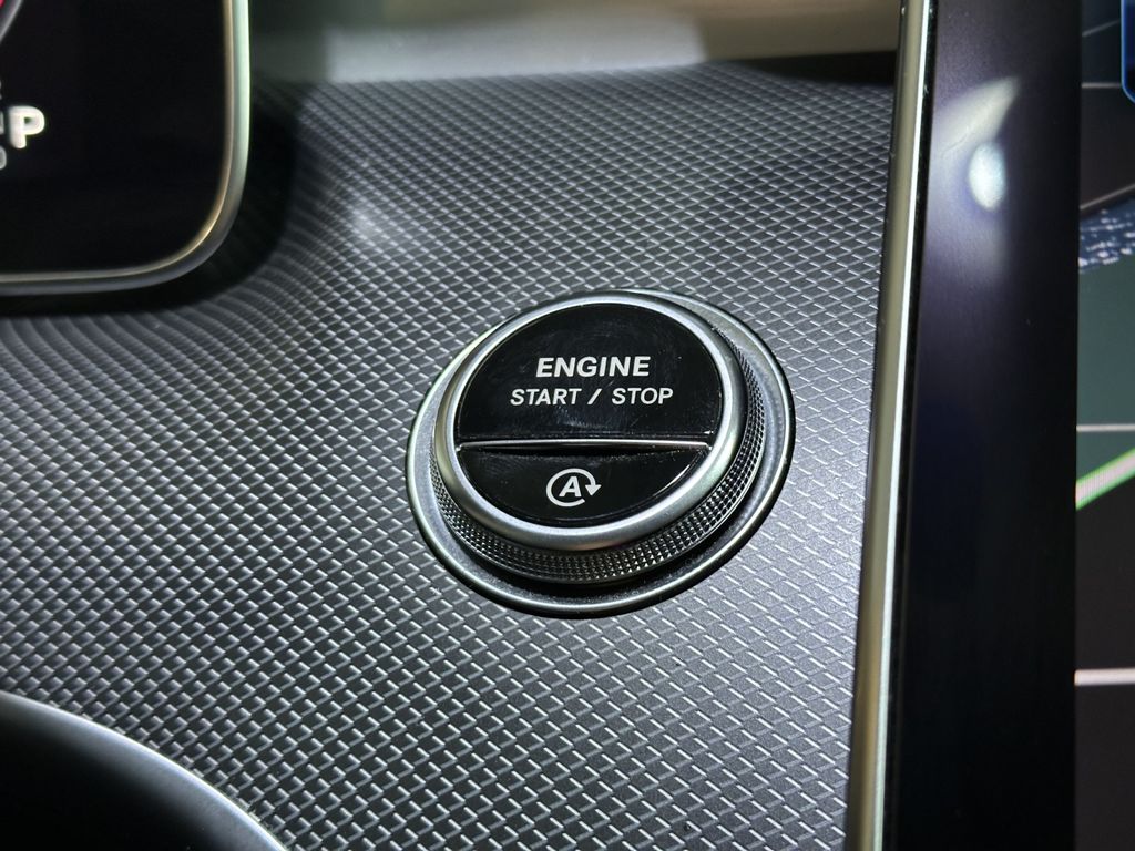 Mercedes-Benz C 200 2024