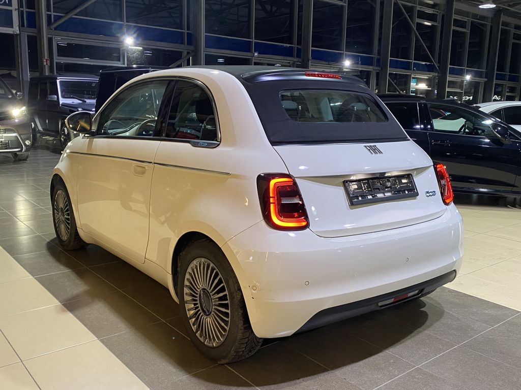 Fiat 500 2023