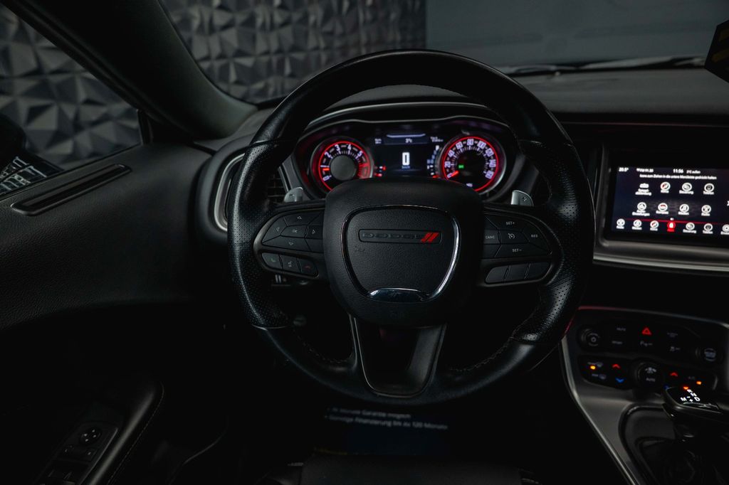 Dodge Challenger 2021