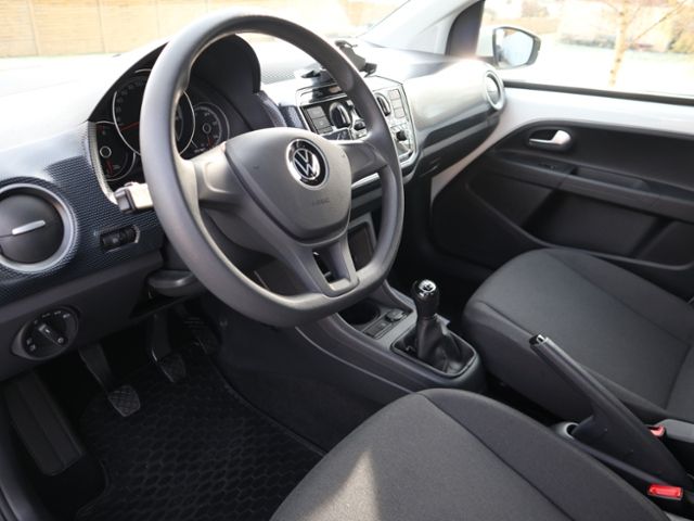 Volkswagen up! 2023