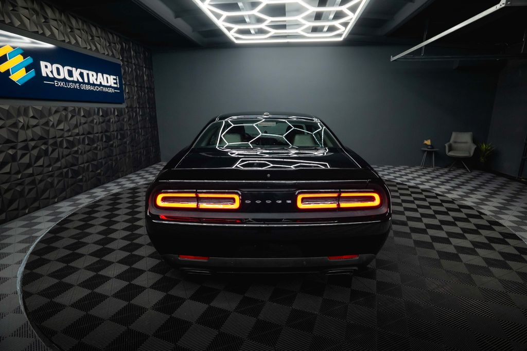 Dodge Challenger 2021