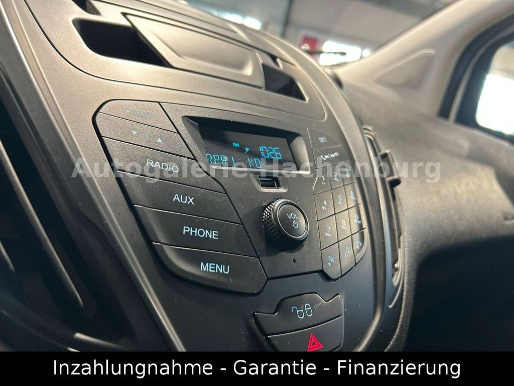 Ford Transit Courier 2021