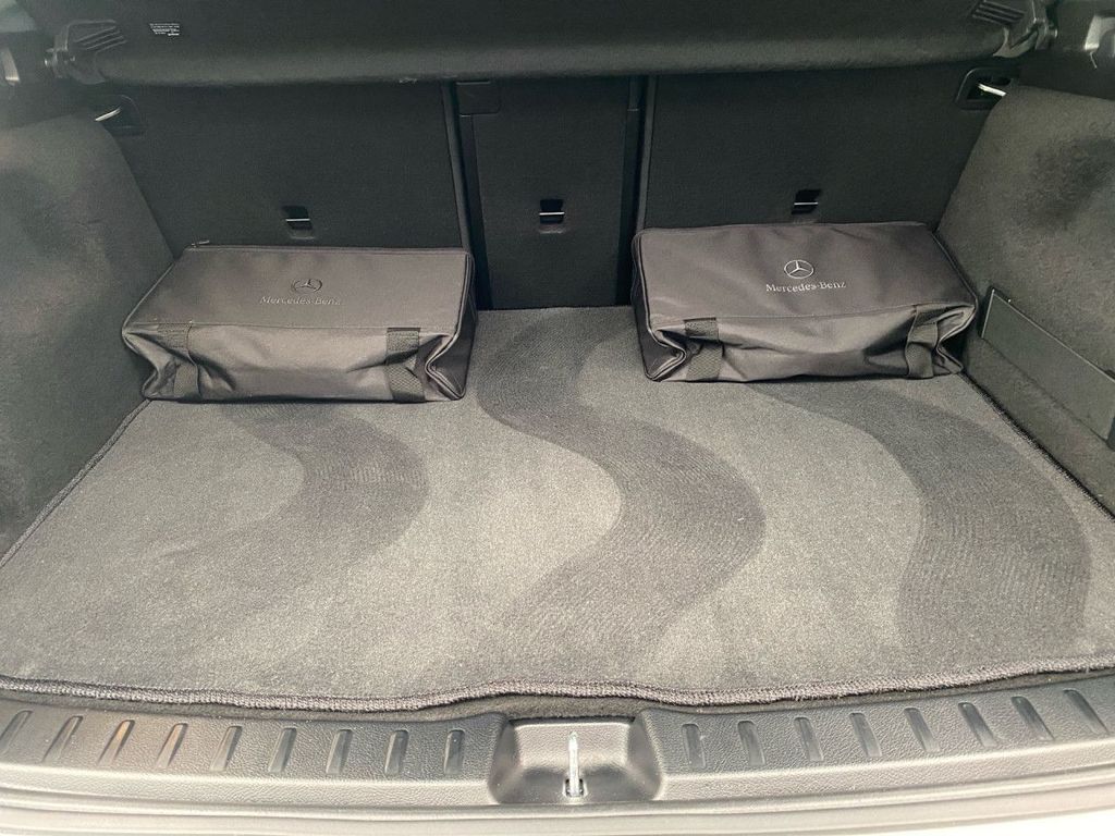 Mercedes-Benz EQA 2022