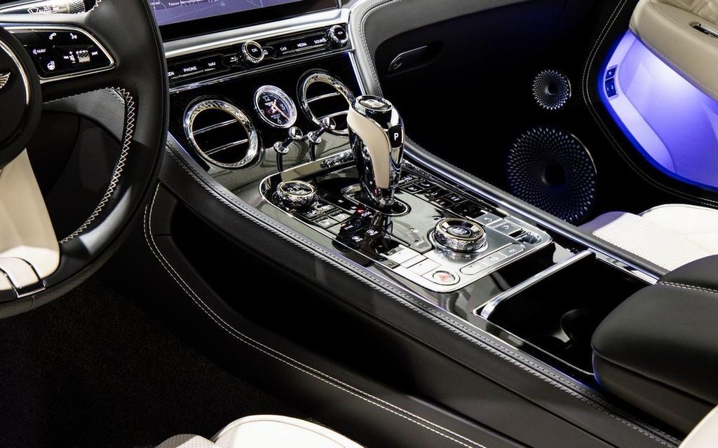 Bentley Continental GT 2025