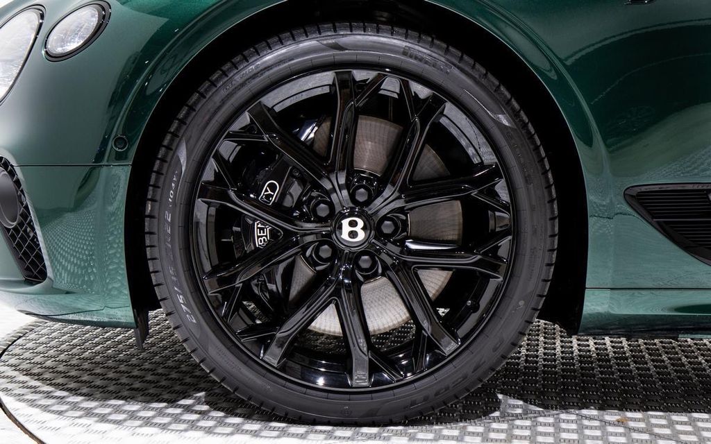 Bentley Continental GT 2025