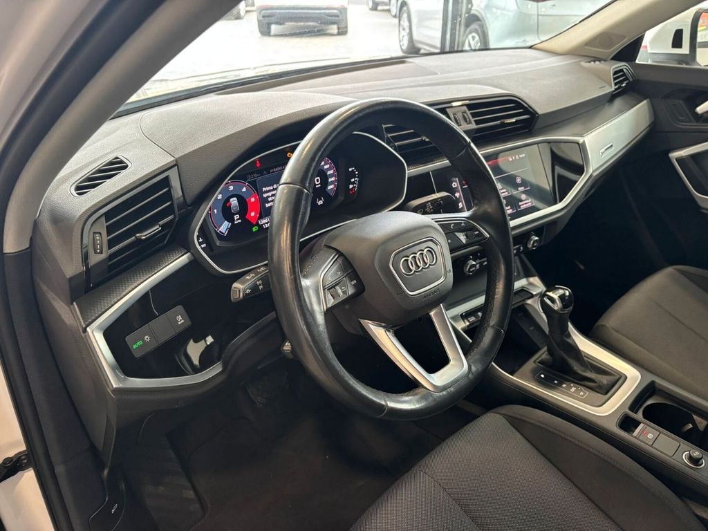 Audi Q3 2021