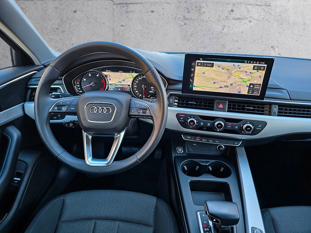 Audi A4 2023
